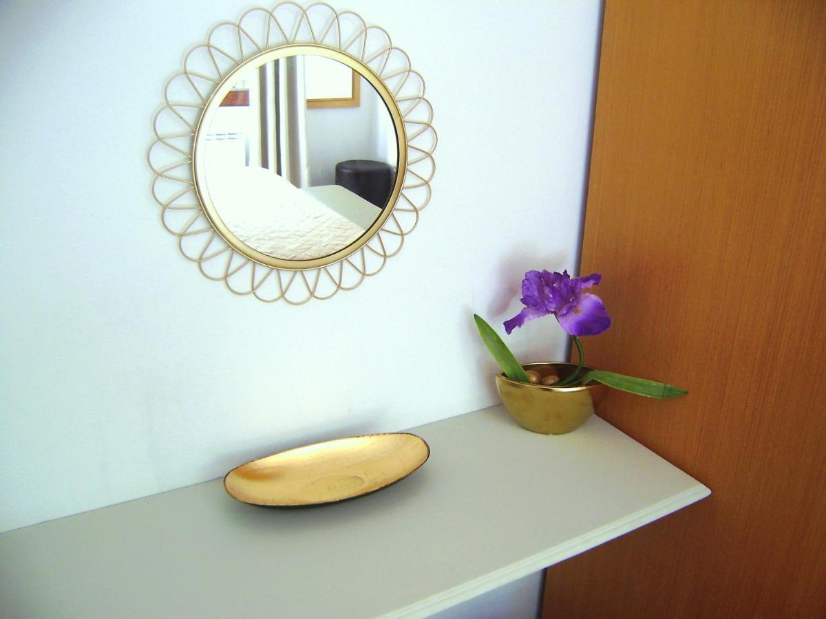 Apartments Iris コルチュラ エクステリア 写真