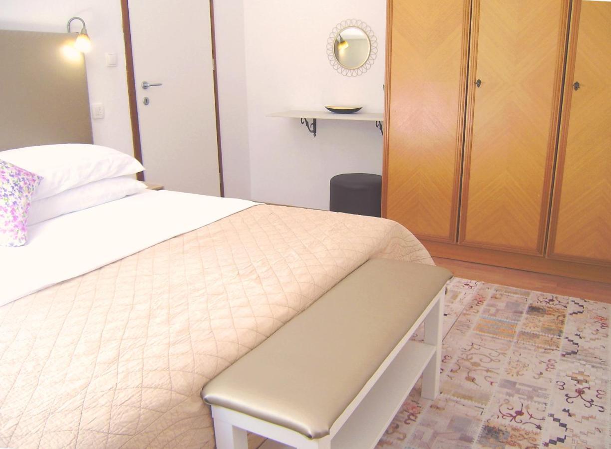 Apartments Iris コルチュラ エクステリア 写真