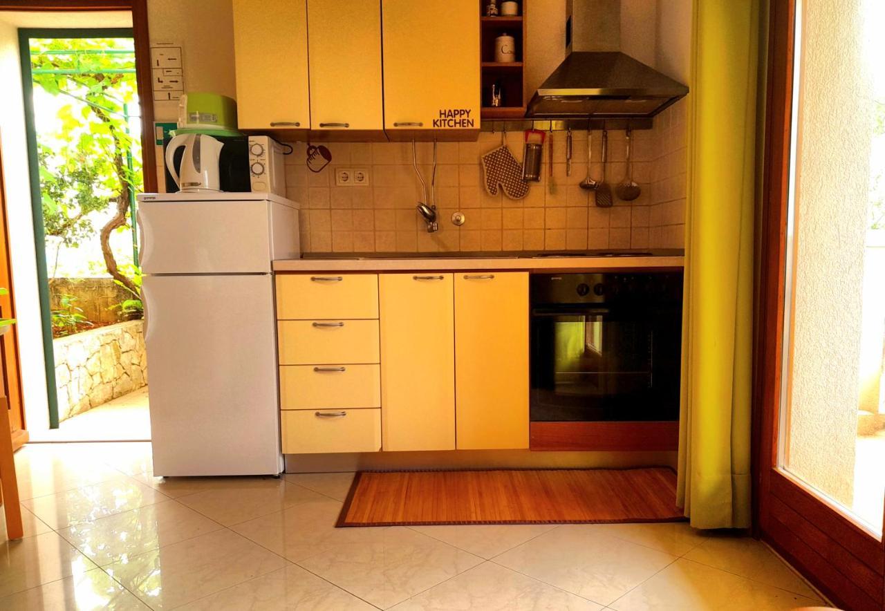 Apartments Iris コルチュラ エクステリア 写真