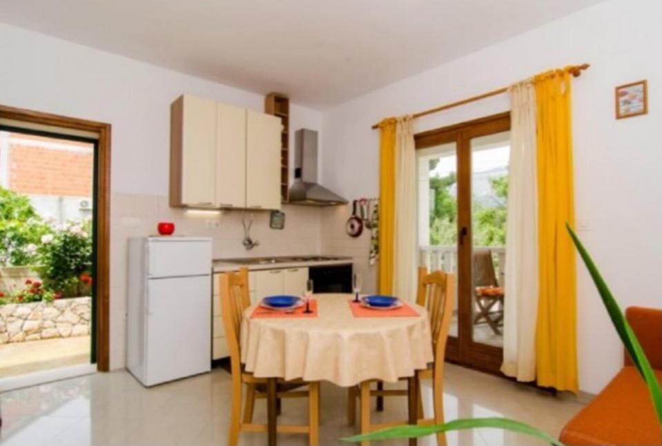 Apartments Iris コルチュラ エクステリア 写真