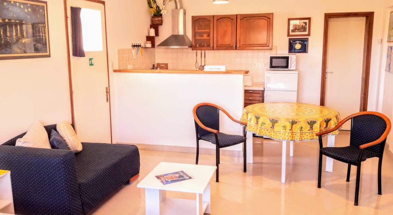 Apartments Iris コルチュラ エクステリア 写真