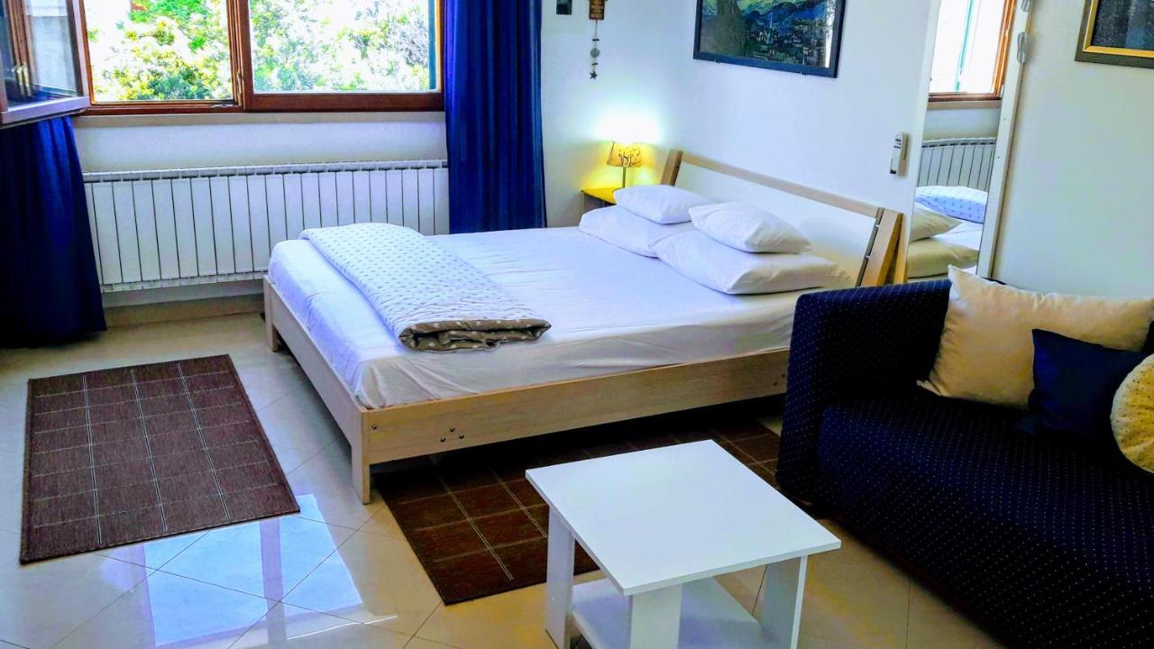 Apartments Iris コルチュラ エクステリア 写真